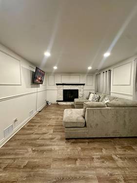 2807 Glenwood Lansing Unit 212, Lynwood, IL 60411