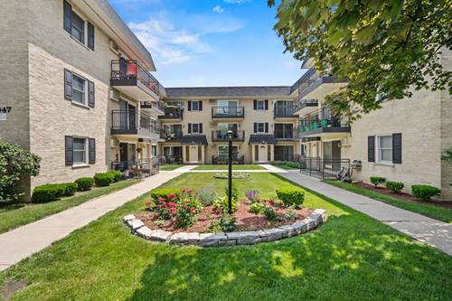 1039 N Harlem Unit 1SC, Oak Park, IL 60302