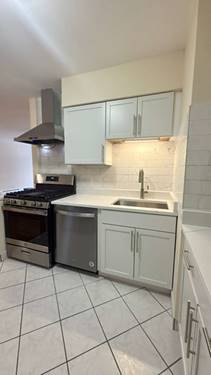 1453 N Winslowe Unit 303, Palatine, IL 60074