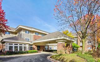 605 Barrington Unit 140, East Dundee, IL 60118