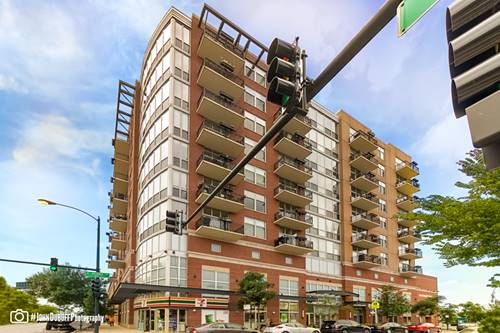1201 W Adams Unit 809, Chicago, IL 60607