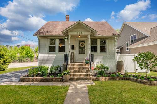107 S Burton, Arlington Heights, IL 60005