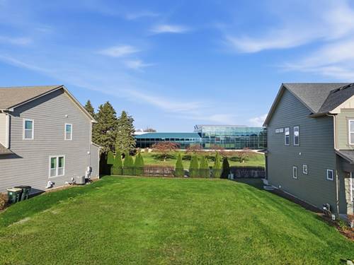 1419 Somerset, Barrington, IL 60010