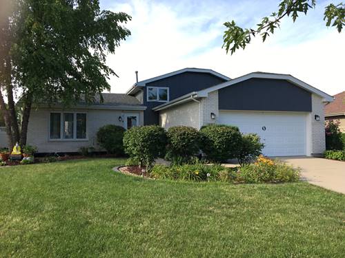 515 Edgewater, Minooka, IL 60447