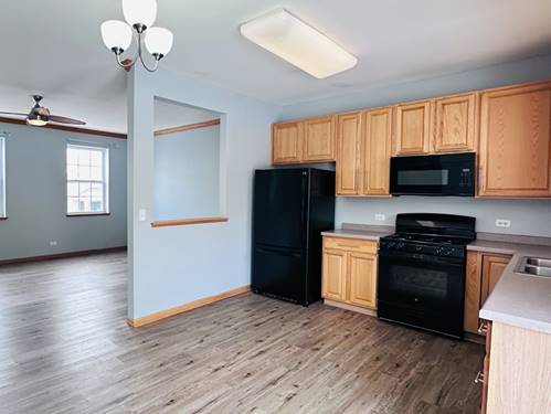 1851 Indian Hill, Aurora, IL 60503