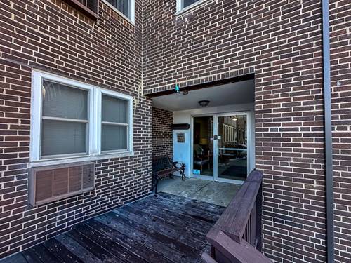1333 W Touhy Unit 307, Park Ridge, IL 60068
