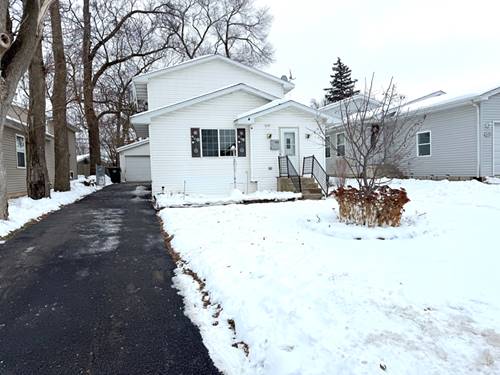 415 Kenwood, Round Lake Park, IL 60073