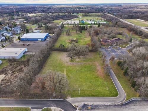 13902 Kishwaukee Valley, Woodstock, IL 60098