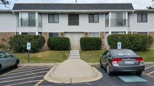 2730 Mitchell Unit 2, Woodridge, IL 60517
