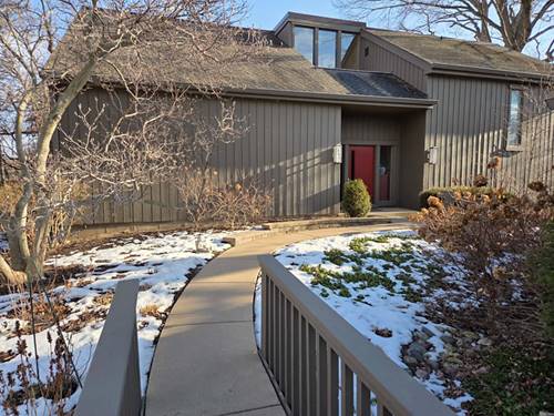 563 Woodview Unit D, Lake Barrington, IL 60010