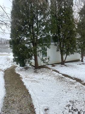 380 Ivanhoe, Grayslake, IL 60030