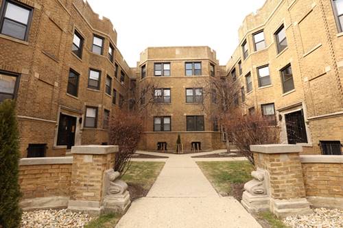 626 W Stratford Unit 2W, Chicago, IL 60657