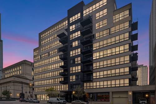 130 S Canal Unit 212, Chicago, IL 60606