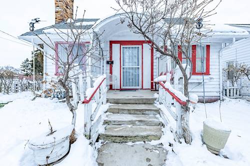 1820 Jenkinson, Waukegan, IL 60085