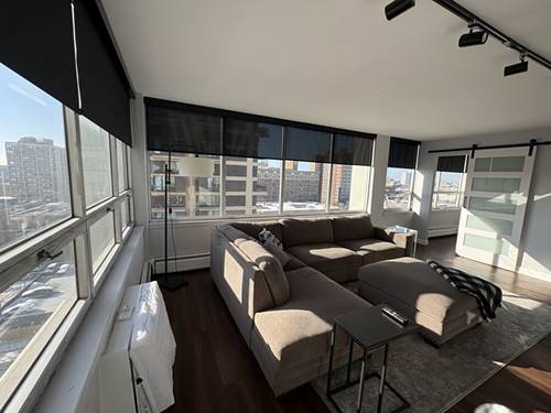 6171 N Sheridan Unit 1102, Chicago, IL 60660