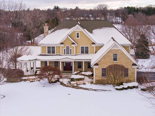 2810 Oak Ridge, Crystal Lake, IL 60012