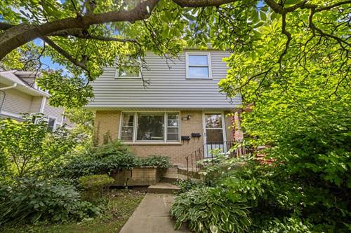 2490 Green Bay Unit 1, Highland Park, IL 60035