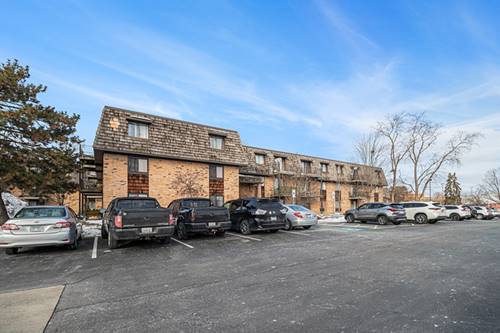 10 Oak Creek Unit 1020, Buffalo Grove, IL 60089