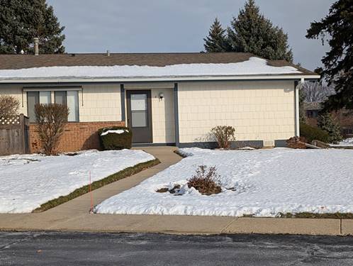 4712 W Oakwood Unit 4, Mchenry, IL 60050