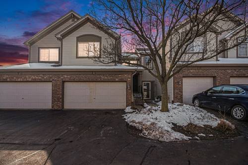 921 Parkhill, Aurora, IL 60502