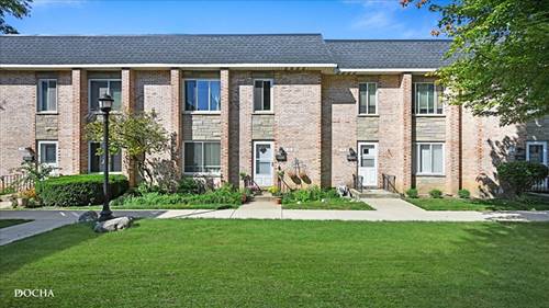 1016 N Mill Unit 5, Naperville, IL 60563