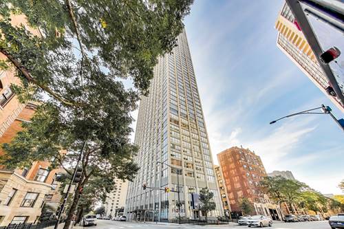 655 W Irving Park Unit 606, Chicago, IL 60613