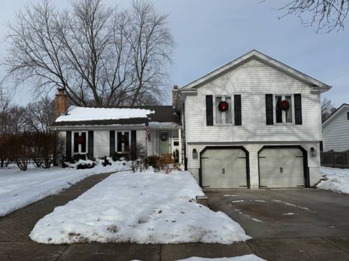 806 Fellows, St. Charles, IL 60174