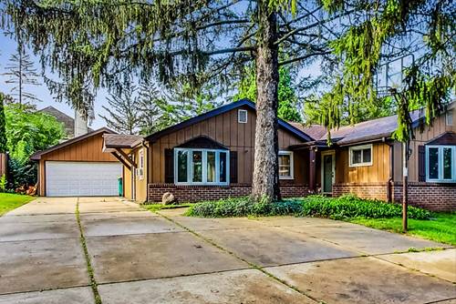 129 E 55th, Westmont, IL 60559