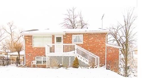 52 Wren, Carpentersville, IL 60110