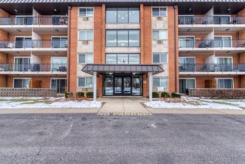 2234 S Goebbert Unit 118, Arlington Heights, IL 60005