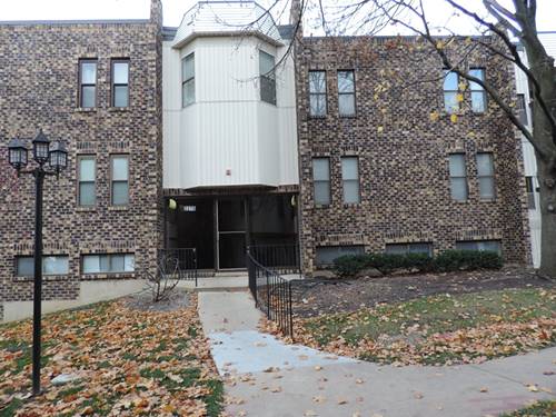 2275 Country Club Unit 25, Woodridge, IL 60517