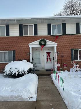 811 N Randall Unit B, Aurora, IL 60506