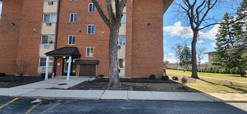 2230 S Goebbert Unit 147, Arlington Heights, IL 60005