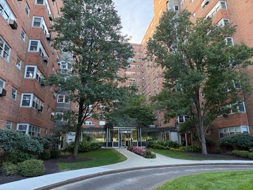 4950 N Marine Unit 404, Chicago, IL 60640