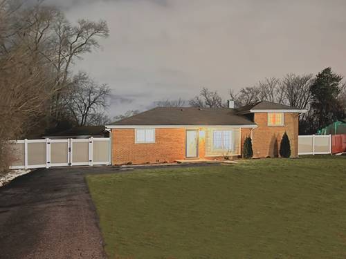 128 S Villa, Addison, IL 60101