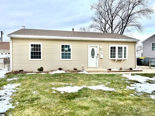 210 Willow, Streamwood, IL 60107