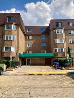 300 S Roselle Unit 207, Schaumburg, IL 60193