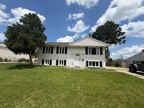 122 Ambassador, Romeoville, IL 60446