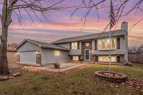 168 Tree Line, Antioch, IL 60002