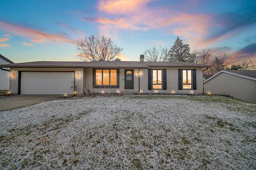 5213 W Greenbrier, Mchenry, IL 60050