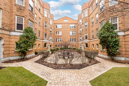 617 Washington Unit 2N, Oak Park, IL 60302