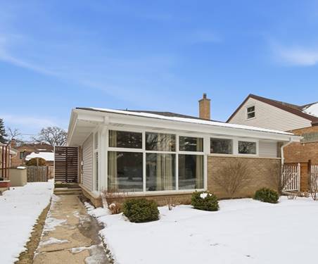 7531 N Karlov, Skokie, IL 60076