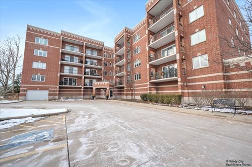 455 W Front Unit 2-208, Wheaton, IL 60187