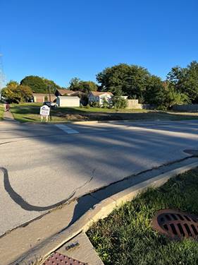 6303 Carpenter, Downers Grove, IL 60516