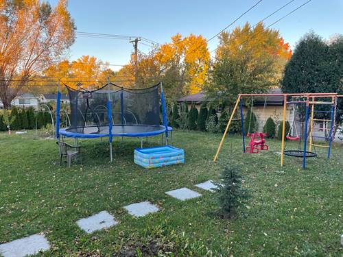 200 W Thacker, Hoffman Estates, IL 60169