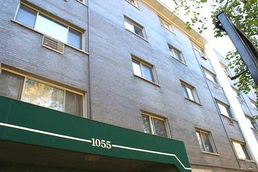 1055 W Catalpa Unit 309, Chicago, IL 60640