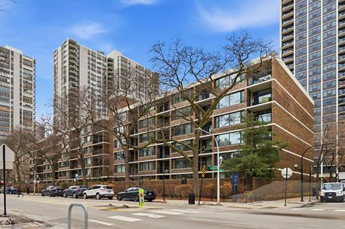 1555 N Sandburg Unit 217K, Chicago, IL 60610