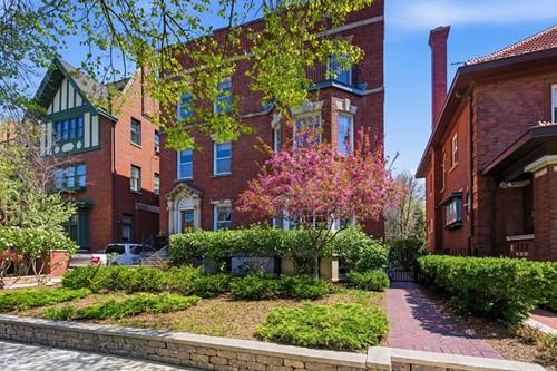 4933 S Woodlawn, Chicago, IL 60615