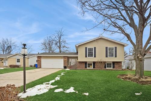 1351 Brentwood, Wheaton, IL 60189