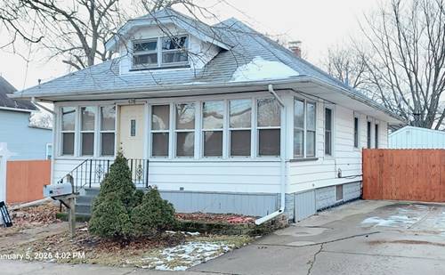 628 Monroe, Aurora, IL 60505